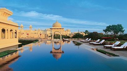 udaivilas-gallery-featured-9-spa-pool-724x407